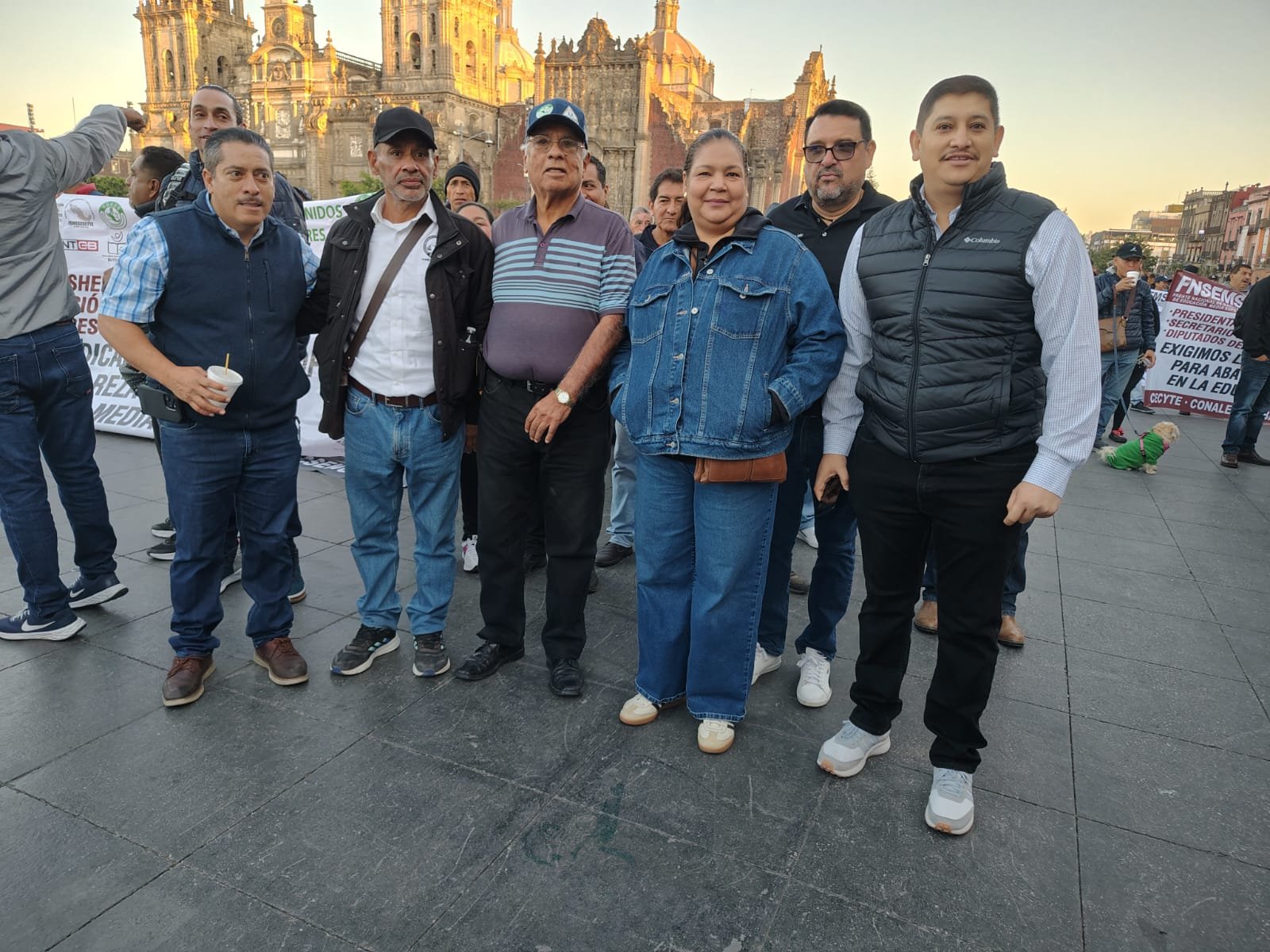 Foto 7 de Marcha convocada por el Frente Nacional de la Federación de Sindicatos de Educación Media Superior