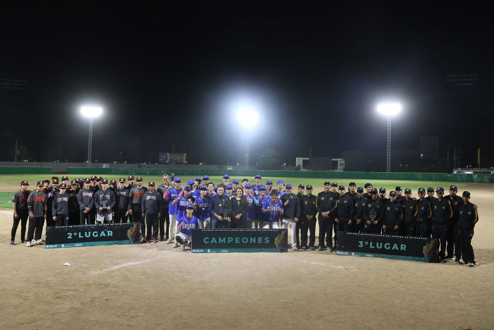 Foto 6 de STAACOBACH felicita al Director General por los Juegos Nacionales Deportivos por la Paz