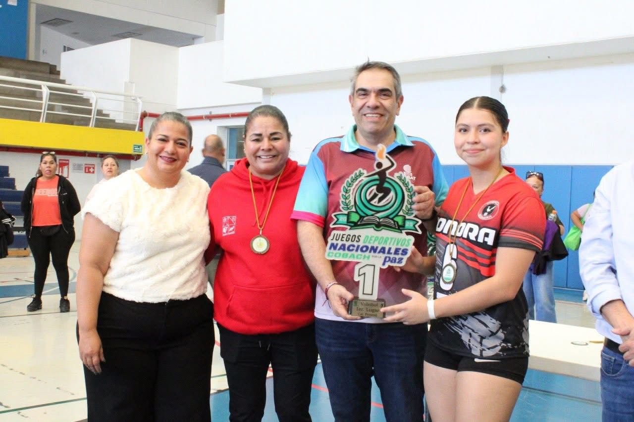Imagen 36 de STAACOBACH felicita al Director General por los Juegos Nacionales Deportivos por la Paz