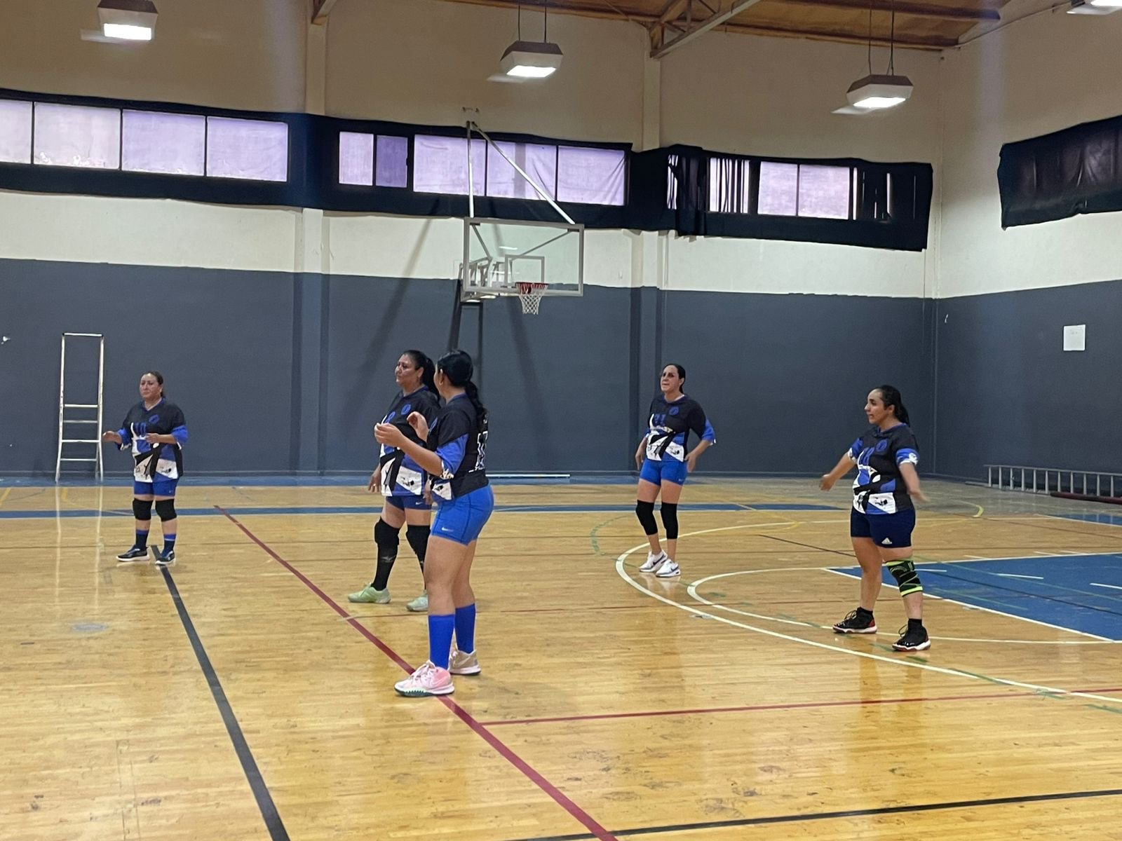 Foto 3 de Chihuahua se lleva la victoria en el voleibol femenil del Encuentro Nacional Deportivo 2025.