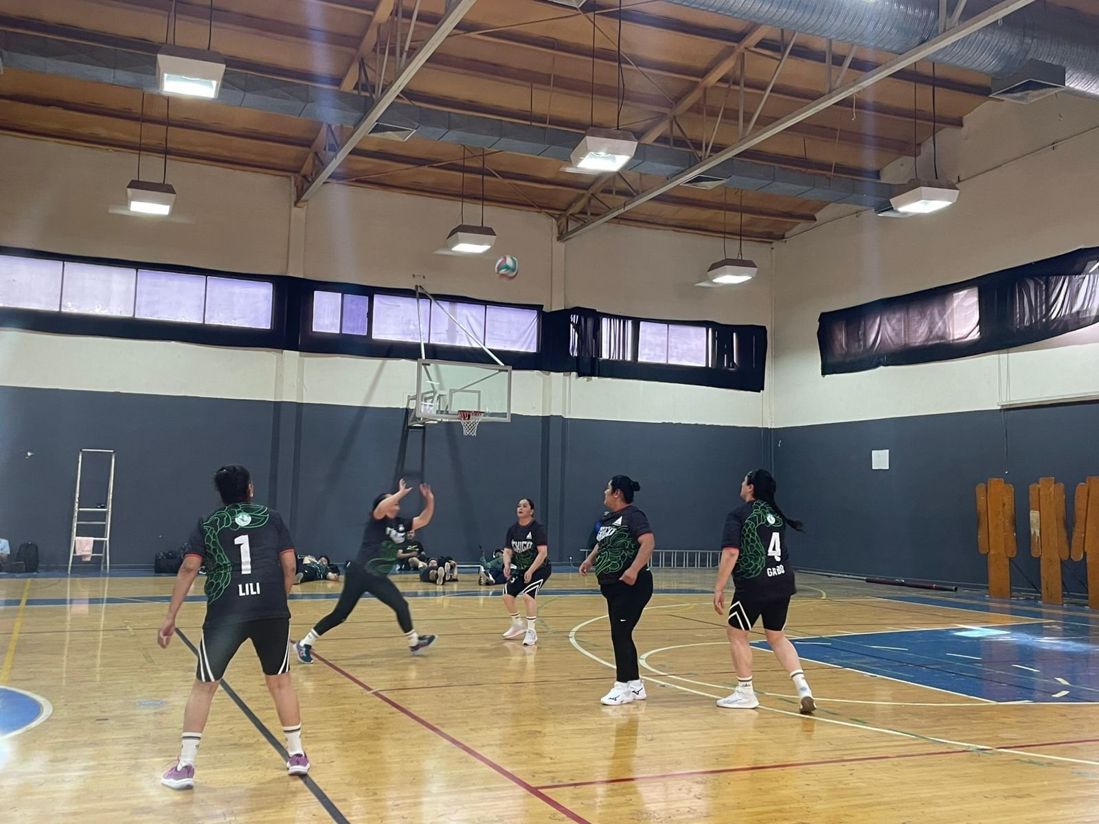 Foto 1 de Chihuahua supera 50–15 a Ciudad de México en voleibol femenil