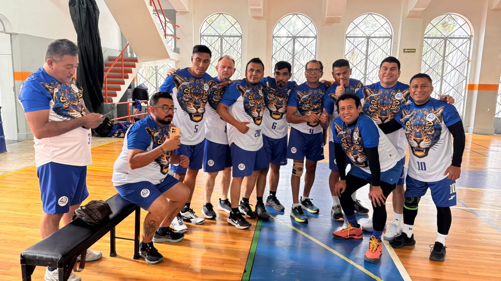 Foto 1 de Voleibol varonil, Zacatecas Vs Chiapas