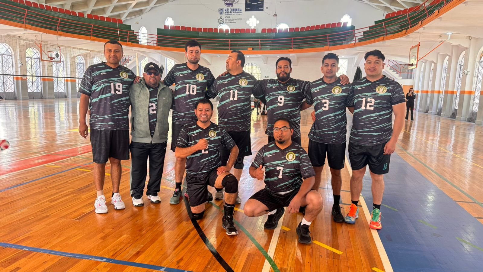 Foto 2 de Voleibol varonil, Zacatecas Vs Chiapas