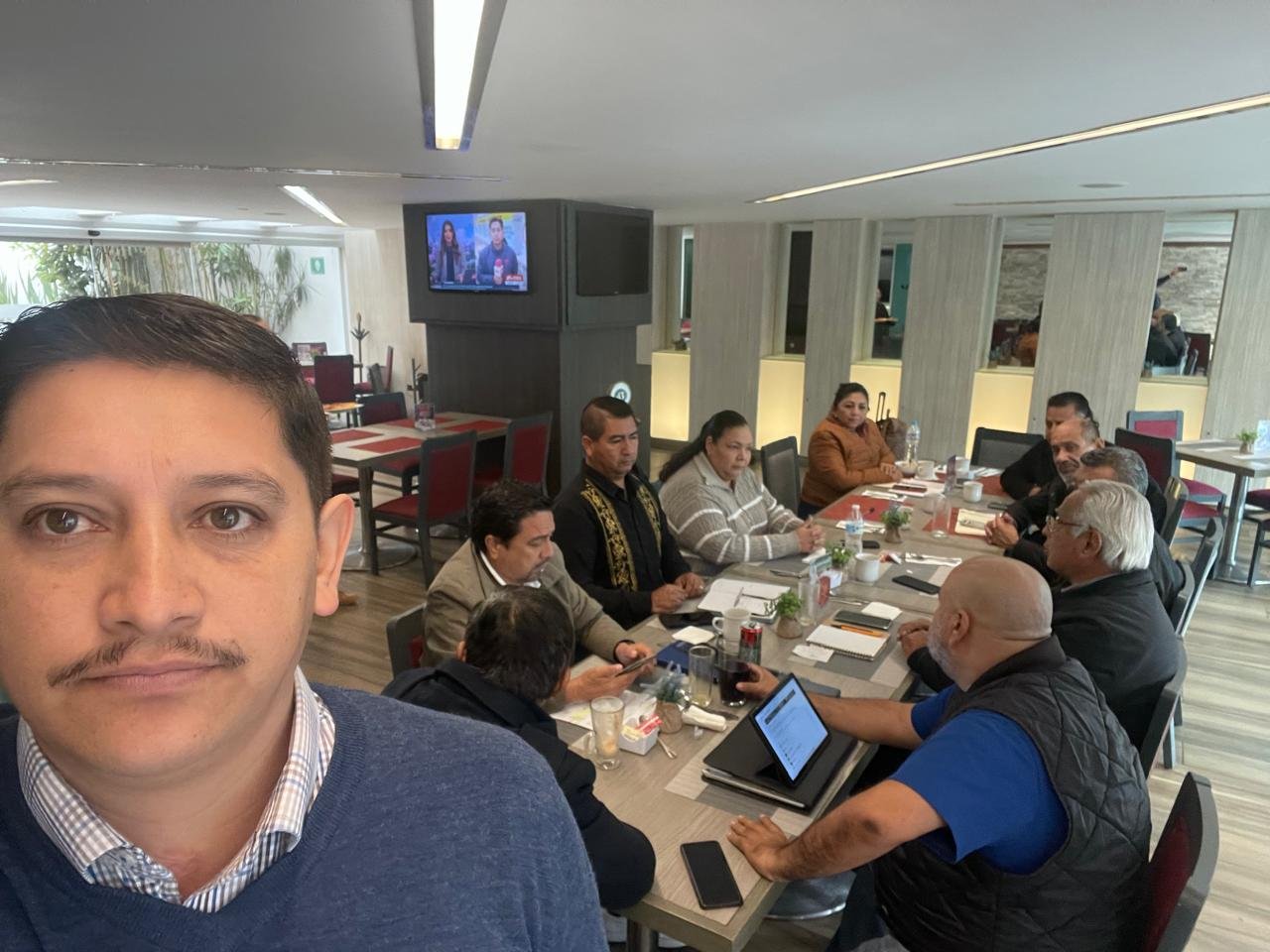 Foto 3 de Sindicato de Colegios de Bachilleres da seguimiento a recursos para homologación en reunión nacional