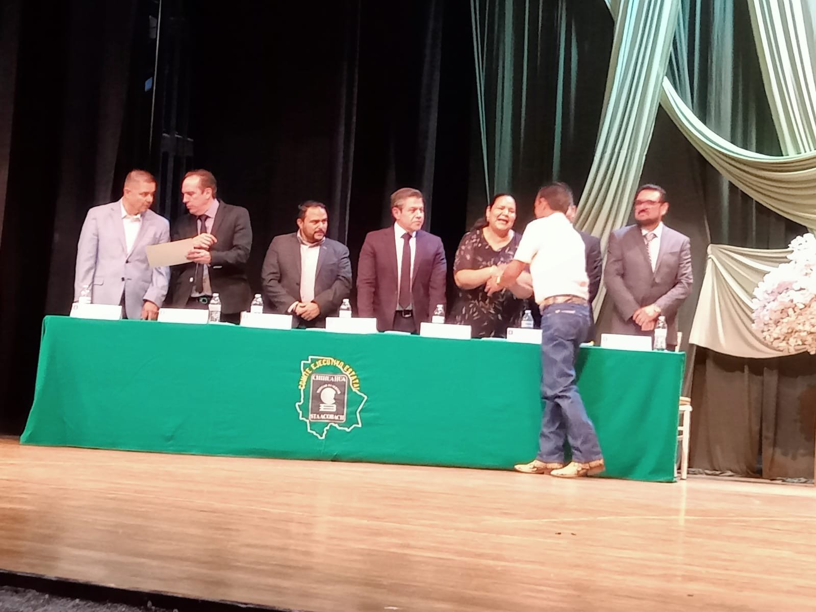 Foto 7 de Entrega de Reconocimientos por Antigüedad en Camargo, Chih.